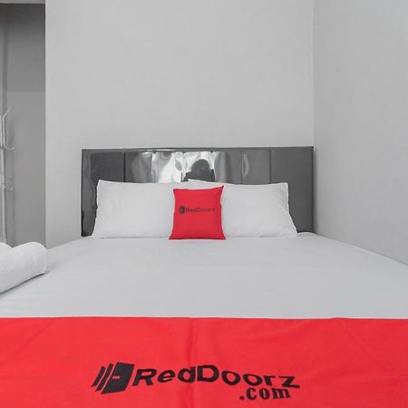 Reddoorz Syariah Near Wisata Situ Gunung Sukabumi Hotel Kadudampit Ngoại thất bức ảnh