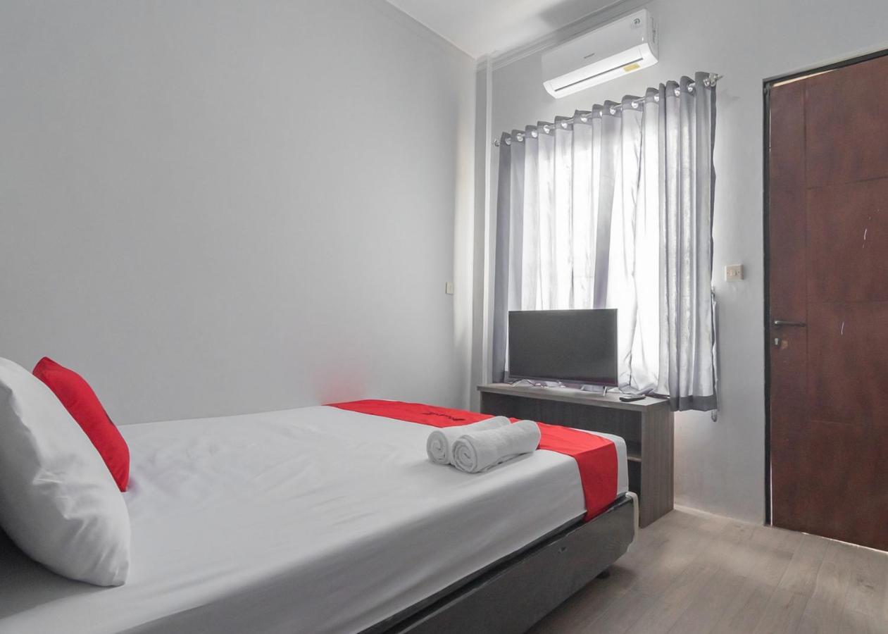 Reddoorz Syariah Near Wisata Situ Gunung Sukabumi Hotel Kadudampit Ngoại thất bức ảnh