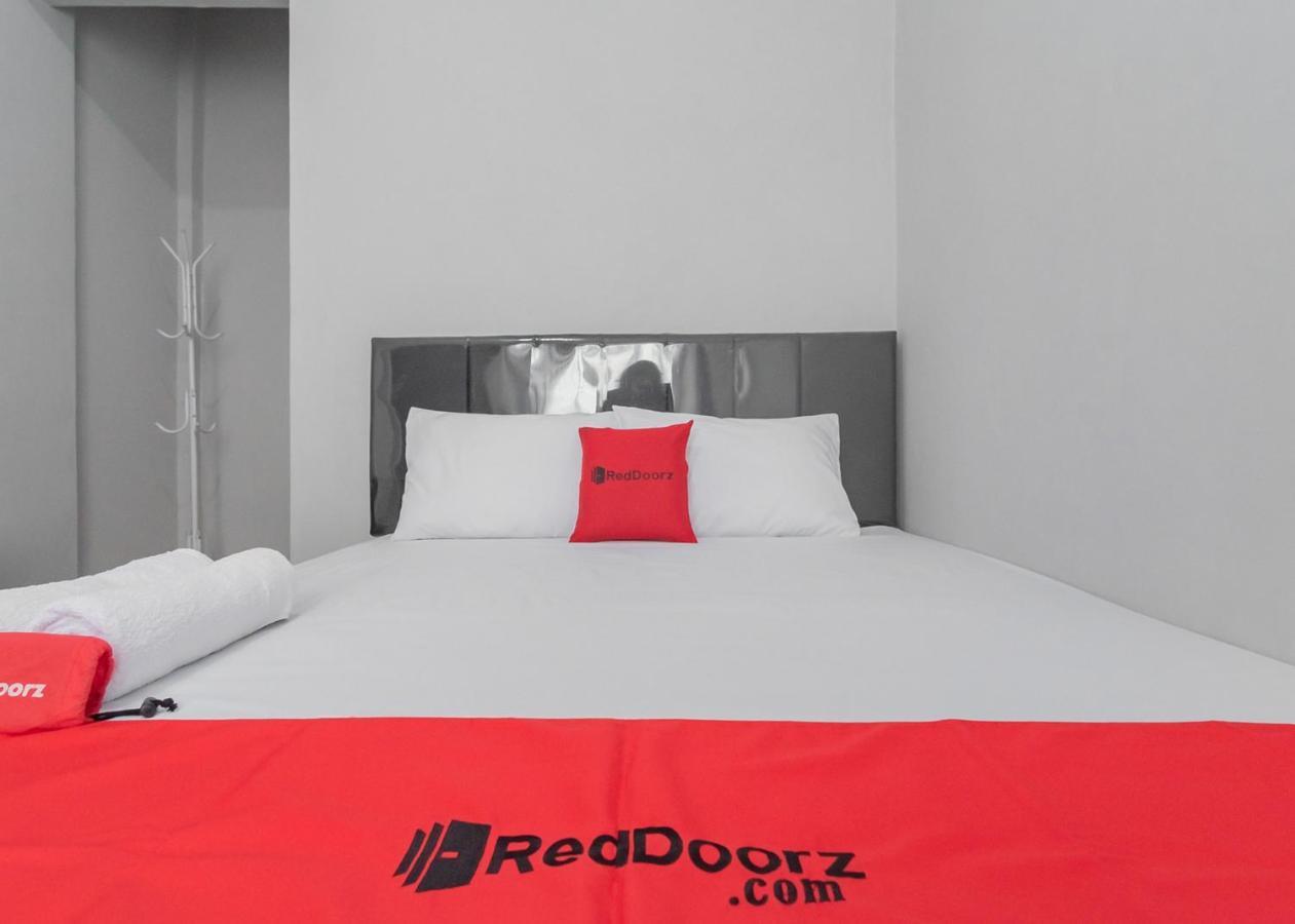 Reddoorz Syariah Near Wisata Situ Gunung Sukabumi Hotel Kadudampit Ngoại thất bức ảnh